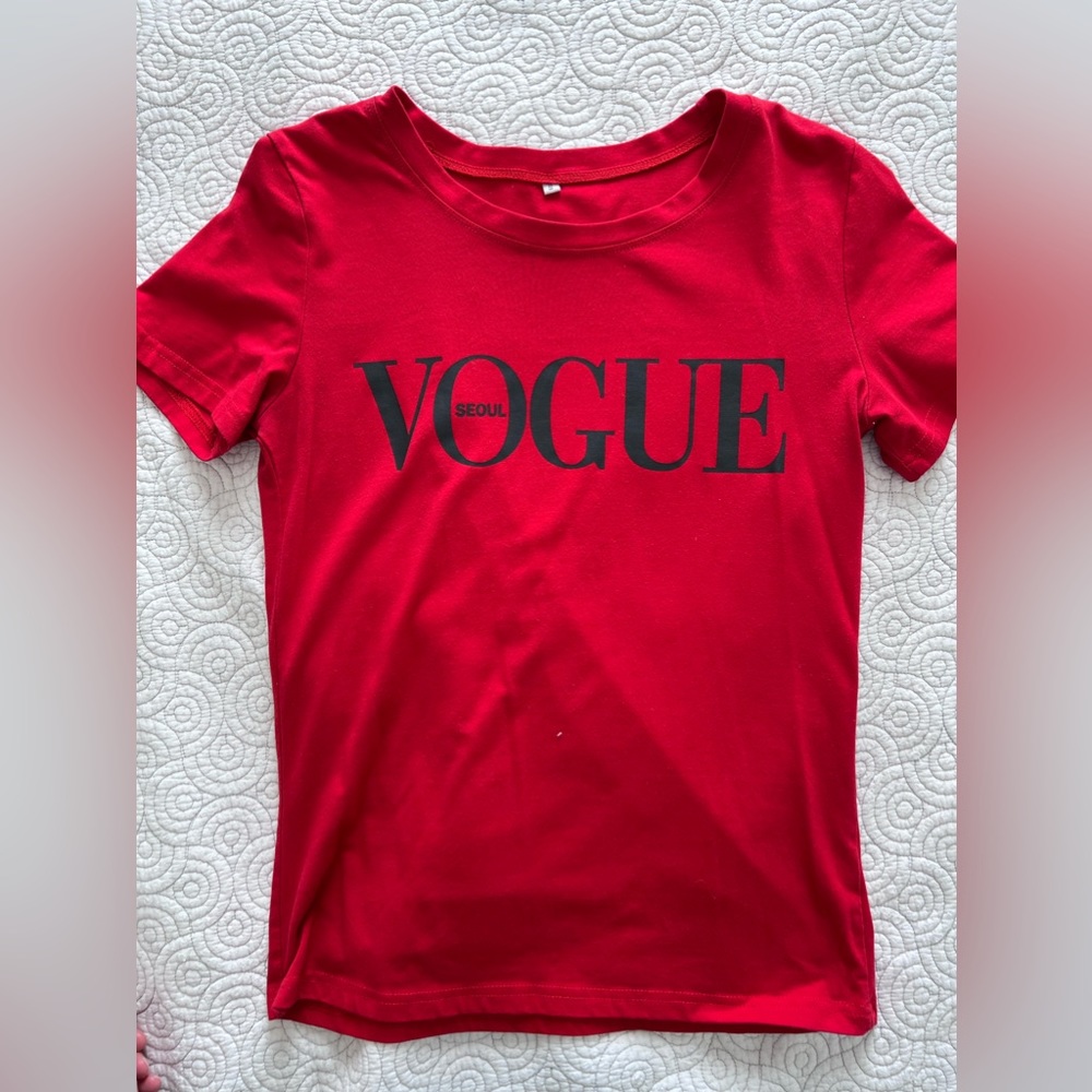 VOGUE red tshirt - S size